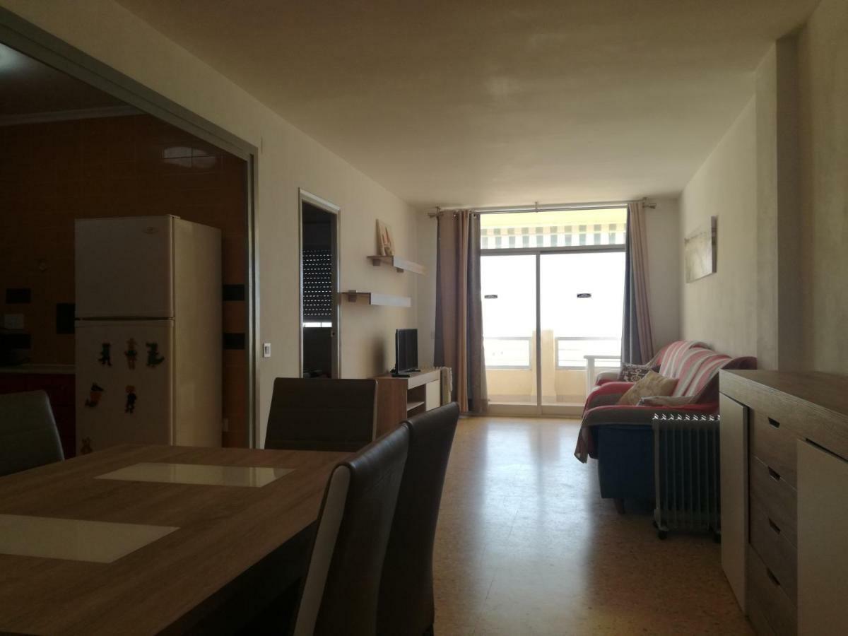Atico Primer Linea De Mar Con Piscina En Ebrehogar Appartement