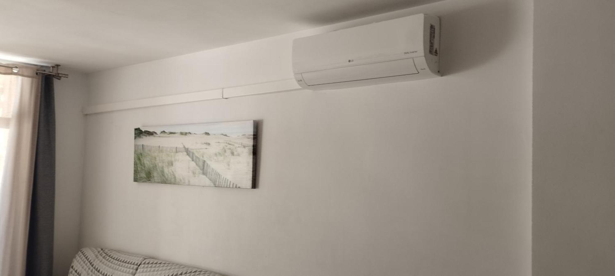 Apartment Atico Primer Linea De Mar Con Piscina En Ebrehogar
