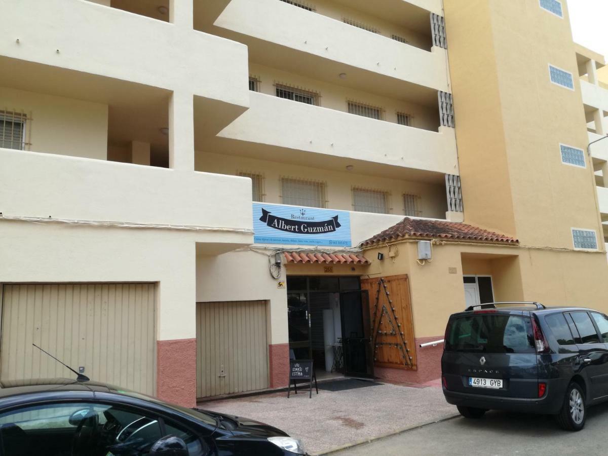 Atico Primer Linea De Mar Con Piscina En Ebrehogar * Sant Carlos de la Ràpita