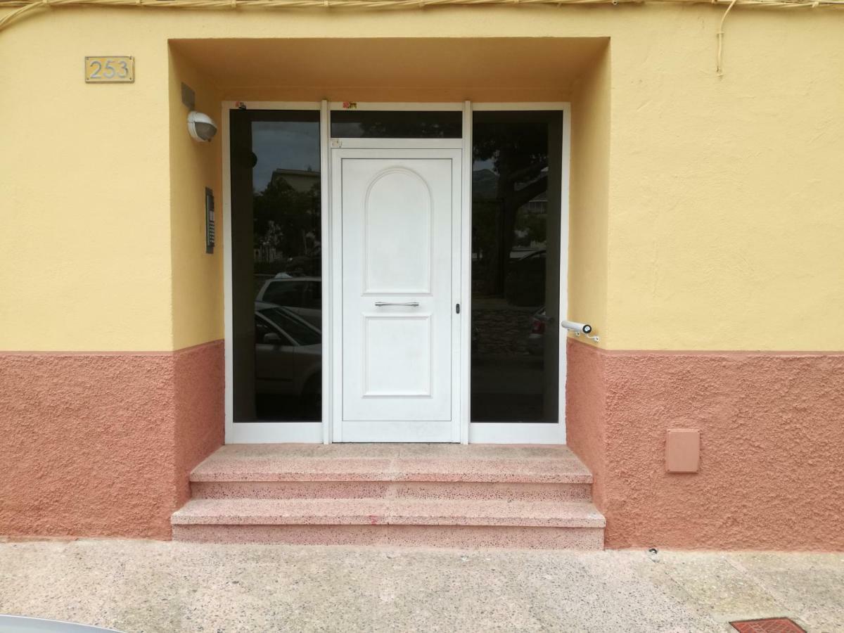 Atico Primer Linea De Mar Con Piscina En Ebrehogar *